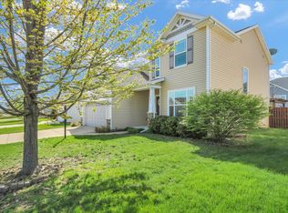 105 Gentian St, Savoy, IL 61874