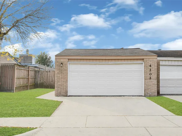 4202 Boone Rd, Houston, TX 77072