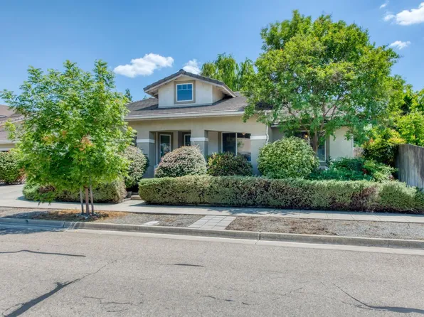 2193 E Washington Ave, Reedley, CA 93654