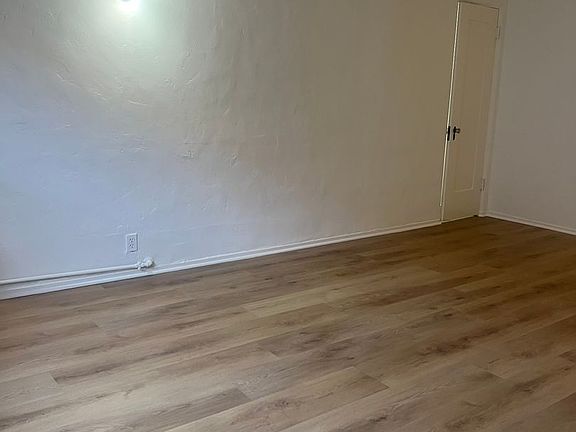 4th image of 732 S Mansfield Ave APT 212