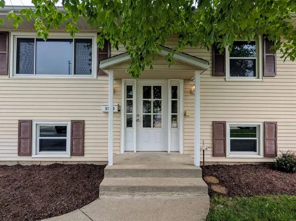 1340 Caswell St, Belvidere, IL 61008