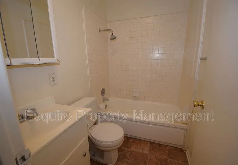 2050 N Ventura Rd #2 — Photo 10
