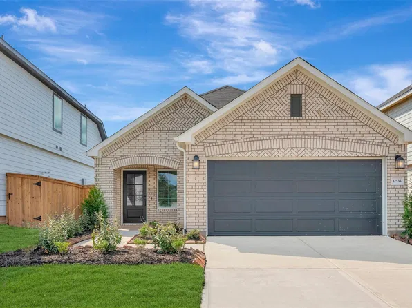 32535 Midsummer Dr, Fulshear, TX 77441