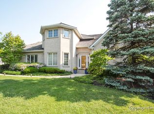 1145 Pine Oaks Cir, Lake Forest, IL 60045