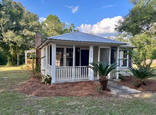 912 Bay Ave, Defuniak Springs, FL 32435