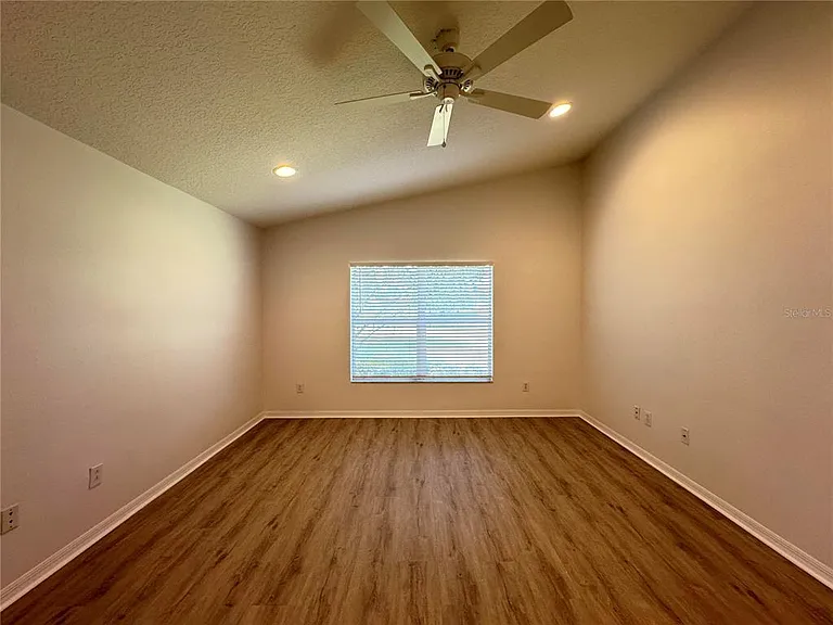 23741 Coral Ridge Ln — Photo 12