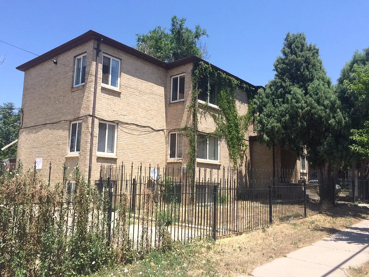 Building Photo - 2929 E Bruce Randolph Ave #1