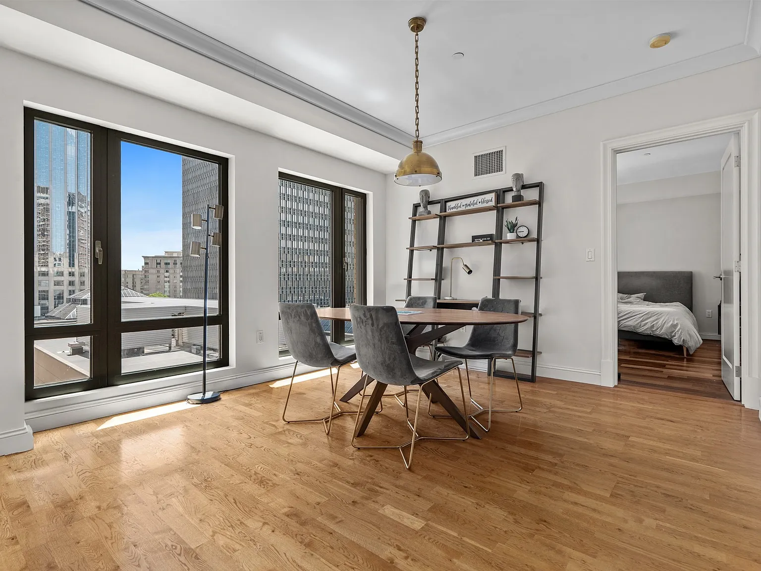 1 bed, 1.5 bath, 930 sqft, $7,000 — Photo 4
