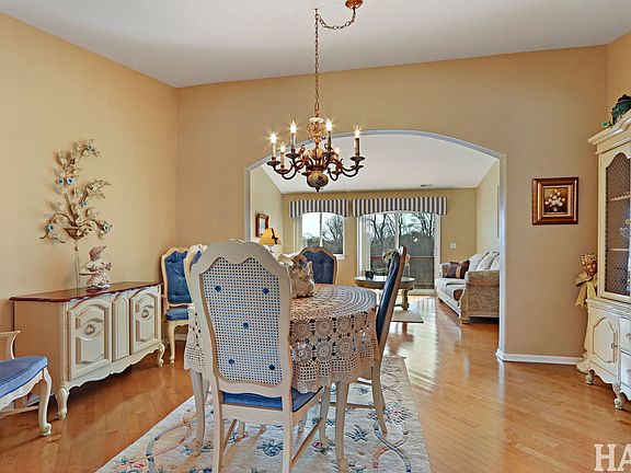 4th image of 1167 N Oakwood Dr #32-3