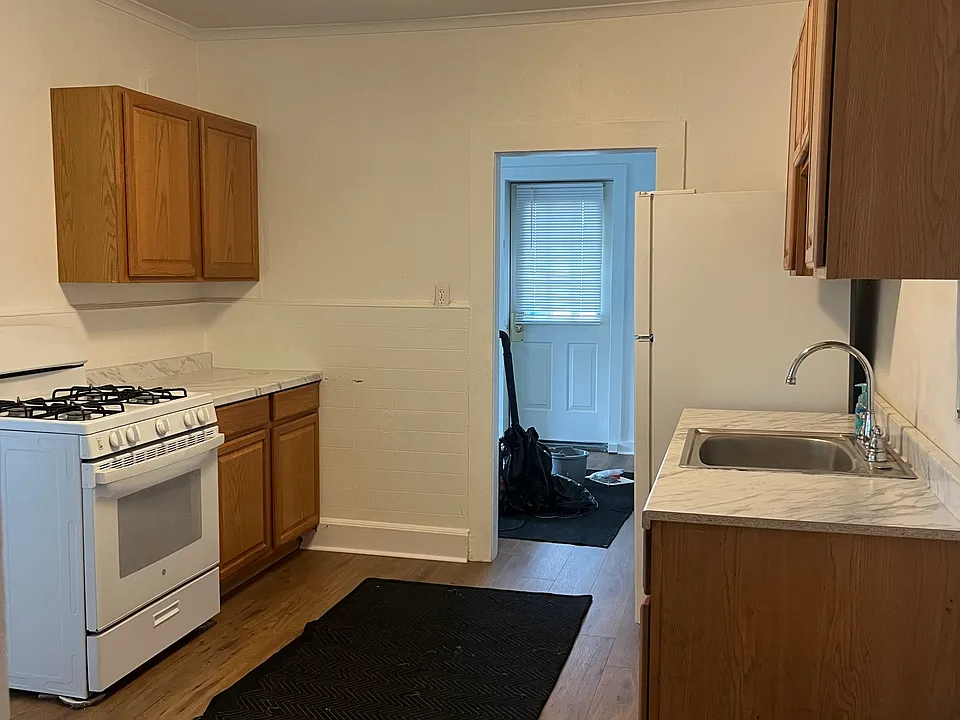 19 Irving St #2
