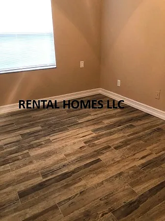 1359 Sophie Blvd — Photo 5