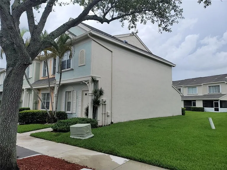 78 Simonton Cir — Photo 2