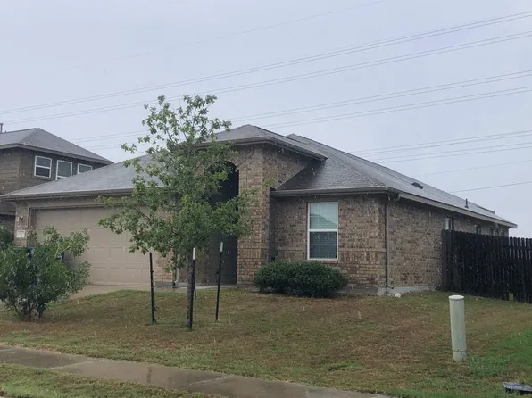 1105 Irina Cv, Hutto, TX 78634