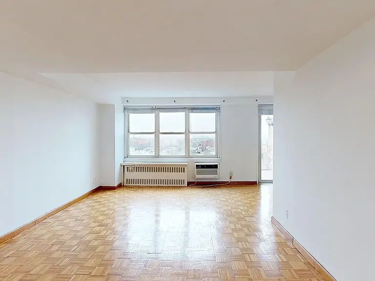 2650 Ocean Pkwy #10E — Photo 2