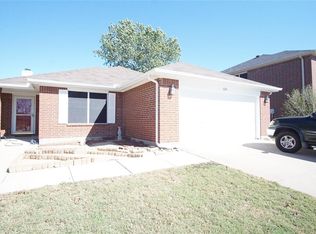 8101 Young Ct, Arlington, TX 76002