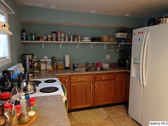 Home for Sale in Quincy, IL $78,900