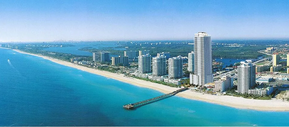 16699 Collins Ave #1205