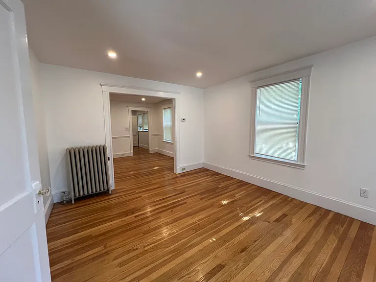 86 Boylston St — Photo 5