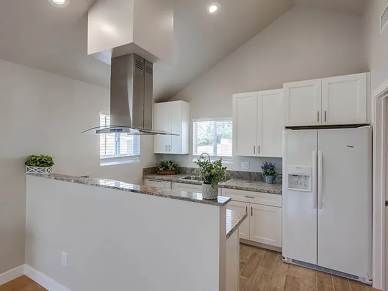 2362 Casement St #2362 — Photo 4
