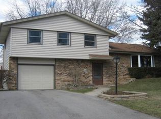 W159N9475 Cherokee Dr, Menomonee Falls, WI 53051