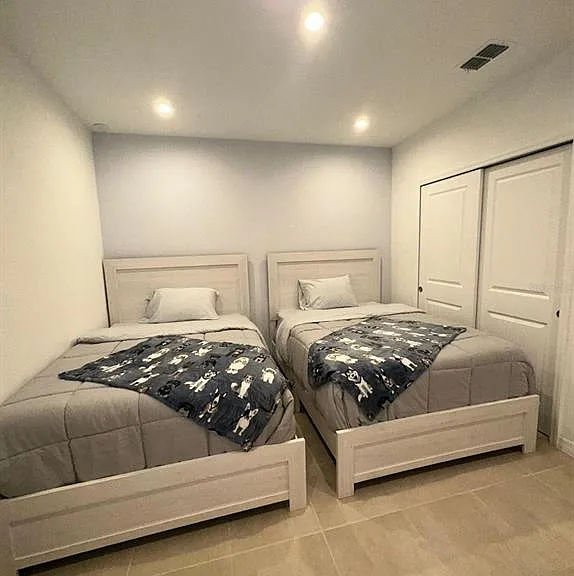 3921 Southern Vista Loop St — Photo 8