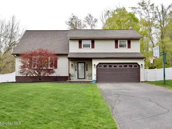 19 Winkel Way, Ballston, NY 12019