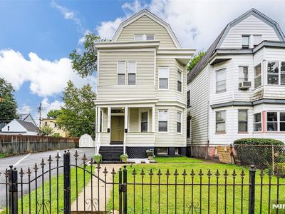 374 Halsted St, East Orange, NJ, 07018