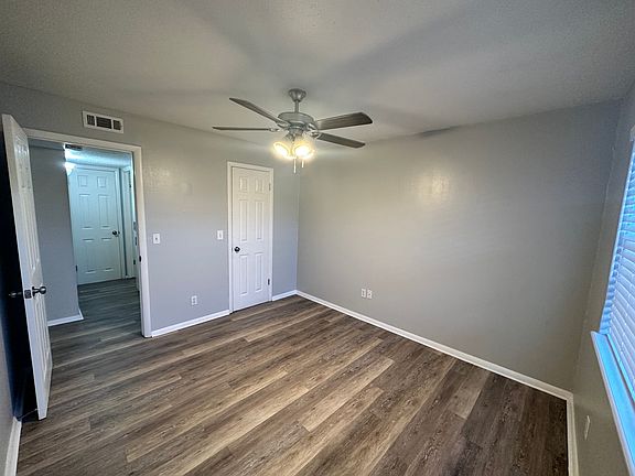 3rd image of 710 NW 17th St #13