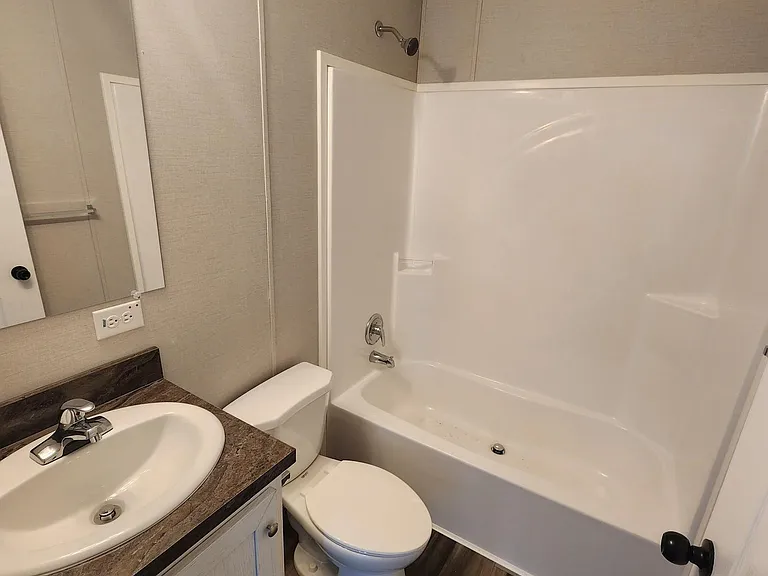 327 Loden Dr — Photo 2