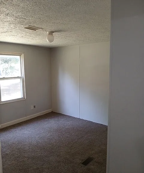 155 Ashley Brook Ln — Photo 5