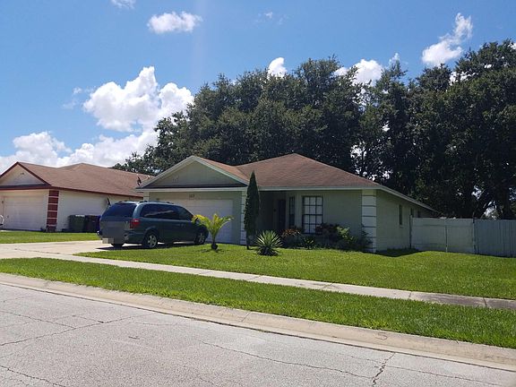 3rd image of 1612 Sunburst Way