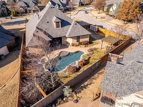 4th image of 6101 W Birmingham Cir