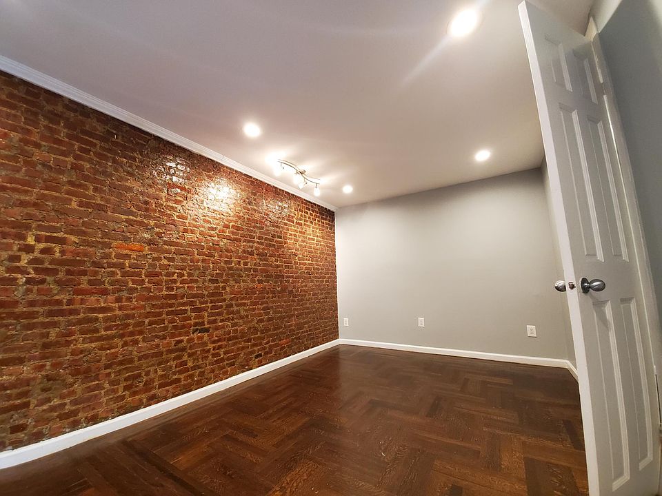 31 W Mosholu Pkwy N #2J, Bronx, NY 10467 | Zillow