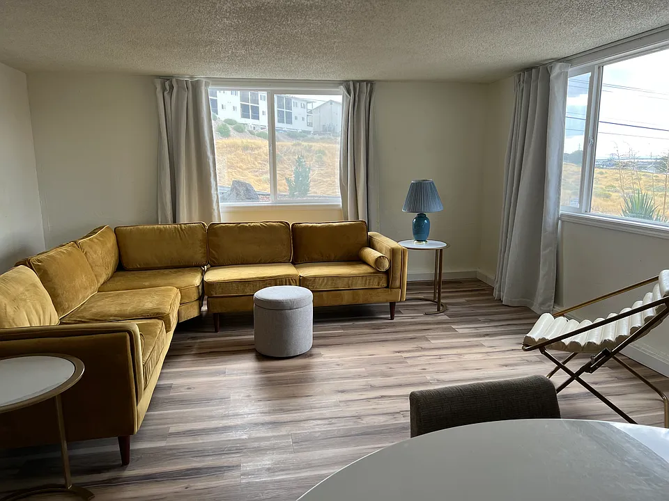 116 W Nelson Rd