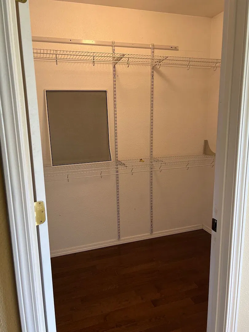 3 Bed 2 Bath — Photo 3