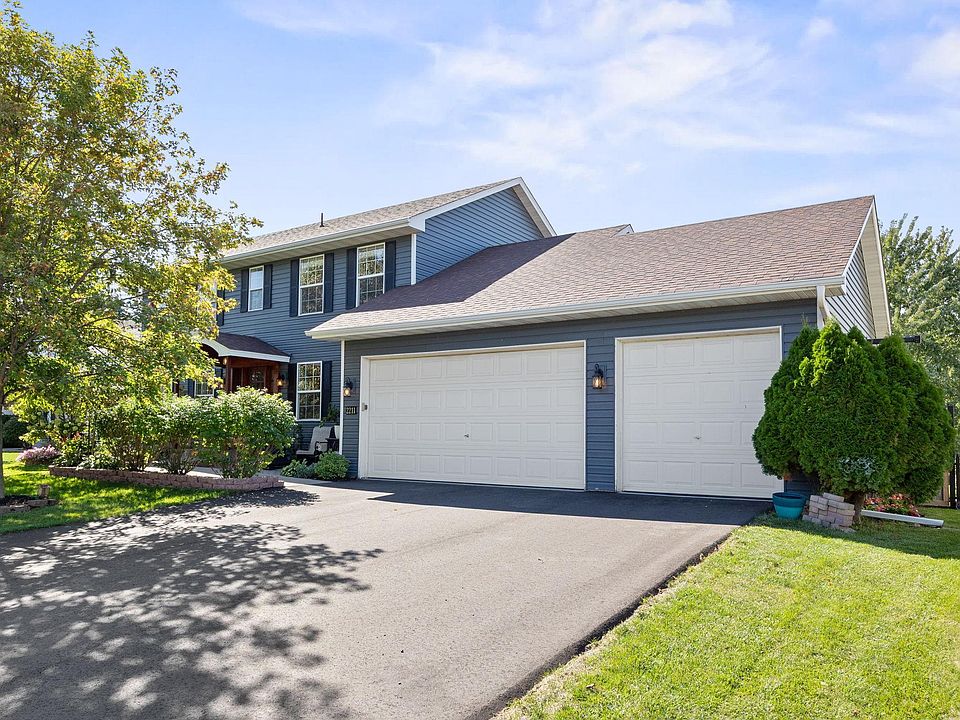 1st image of 2211 Saddlebrook Rd