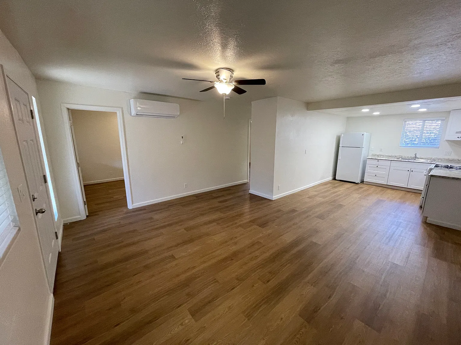 2 bed, 800 sqft, $1,250 — Photo 3