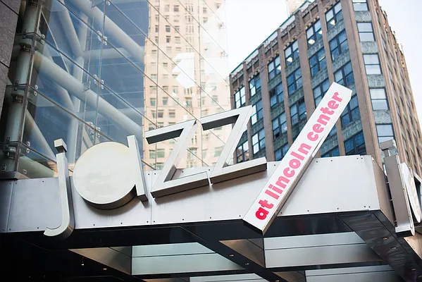 Rented by Compass | media 30