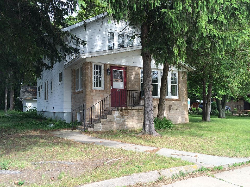 Union St. and Maria Dr. view