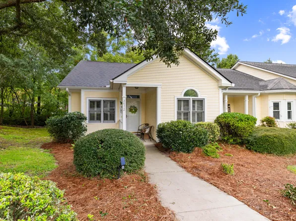 2472 Deer Ridge Ln #E-1, North Charleston, SC 29406