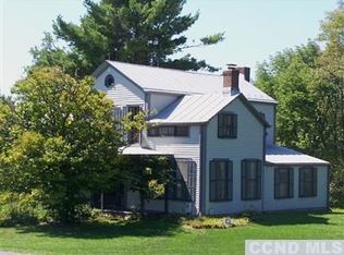 155 Black Bridge Rd, Elizaville, NY 12523