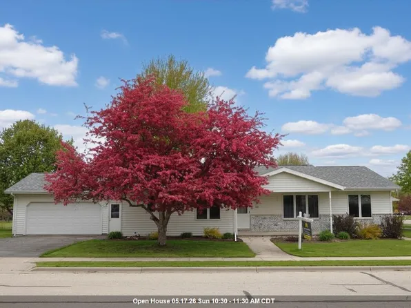 109 Filby St, Oakfield, WI 53065