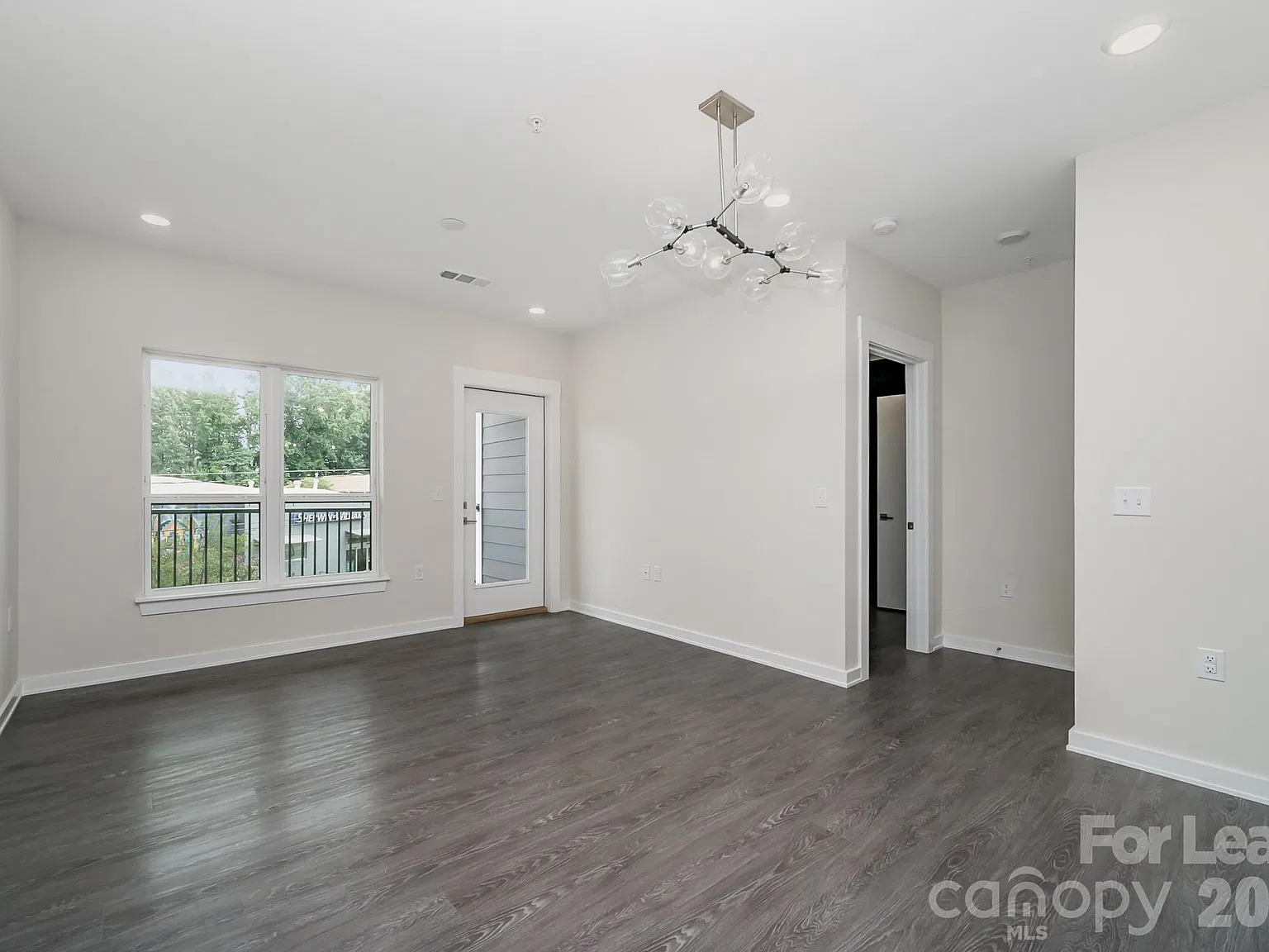 2 bed, 2.0 bath, $2,250 — Photo 4