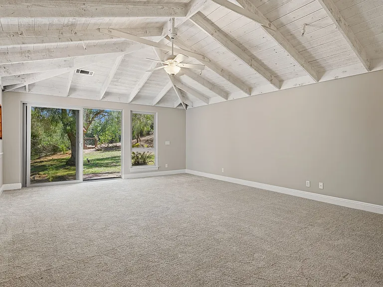 1585 Tecalote Dr — Photo 31