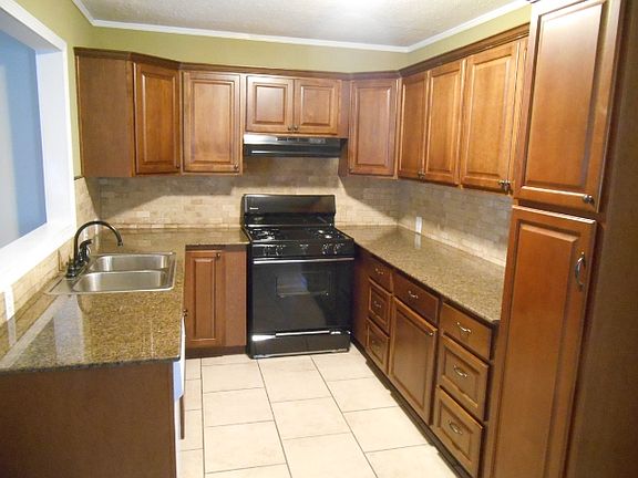 3rd image of 2780 Alkay Dr