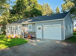 6567 Main Rd, Stafford, NY 14143