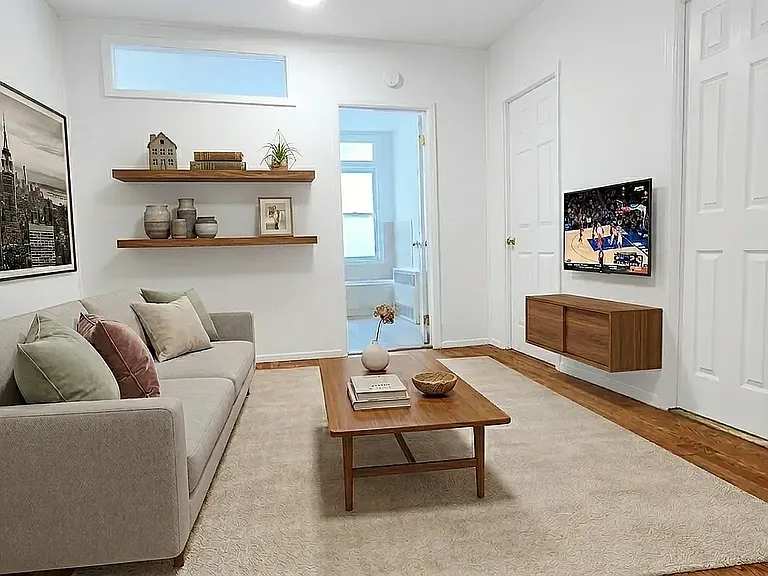 270 W 25th St #4A — Photo 3