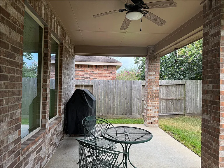 24311 Piazza Dr — Photo 21