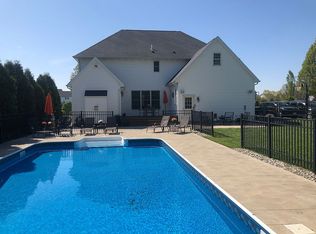 2119 Huron Ct, Perrysburg, OH 43551