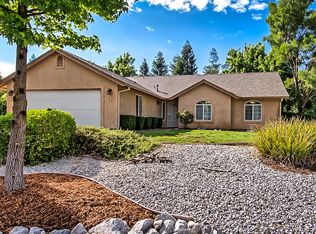 1305 Hermitage Ct, Redding, CA 96002